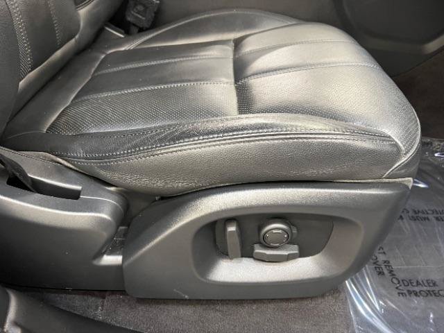 Used 2016 Land Rover Range Rover Sport SE AWD/4WD image 32