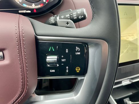 New 2026 Land Rover Range Rover Autobiography AWD/4WD image 22