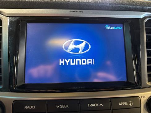 Used 2018 Hyundai Accent Limited FWD image 23