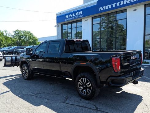 Used 2022 GMC Sierra 3500 AT4 w/ AT4 Preferred Package AWD/4WD image 10