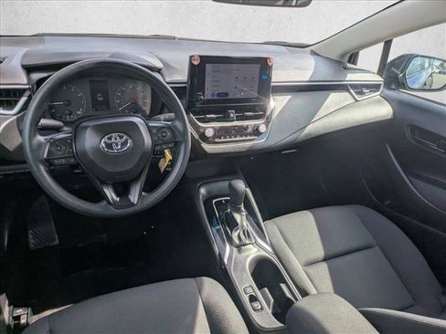 Used 2025 Toyota Corolla LE FWD image 15