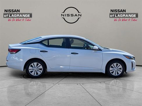 New 2025 Nissan Sentra S image 4