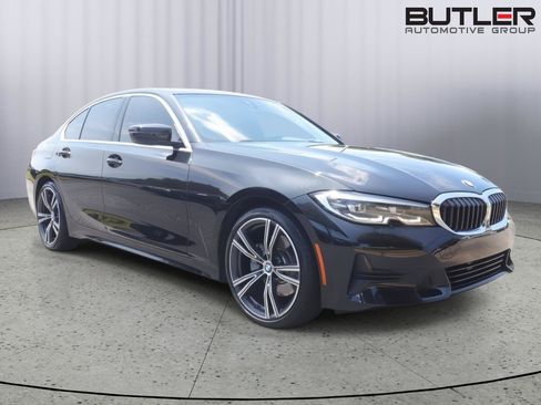 Used 2019 BMW 330i Sedan w/ Convenience Package RWD image 9