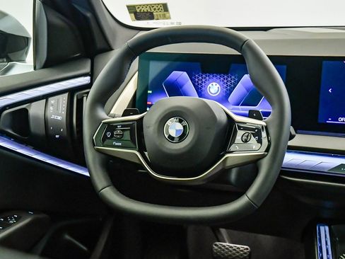 Used 2025 BMW X3 xDrive30i w/ Convenience Package image 13