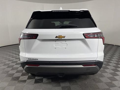 Used 2025 Chevrolet Equinox LT FWD image 7