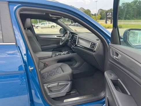 New 2026 Volkswagen Atlas Cross Sport SE image 30