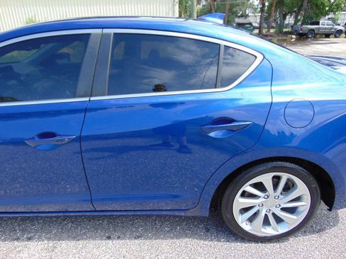 Used 2017 Acura ILX FWD image 11