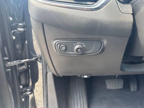 Used 2022 Chevrolet Equinox LT image 21