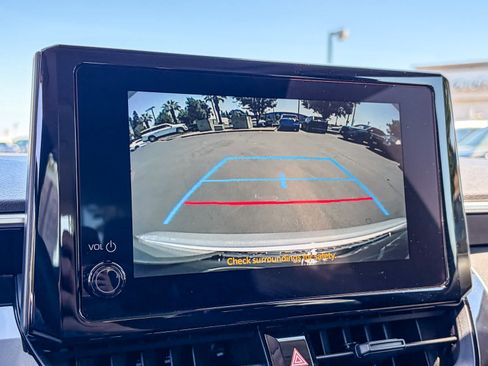 Used 2023 Toyota Corolla LE w/ LE Premium Package FWD image 23