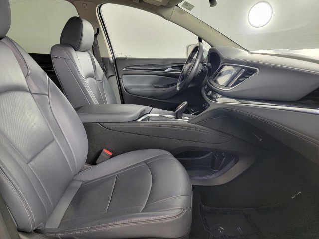 Used 2019 Buick Enclave Essence FWD image 18