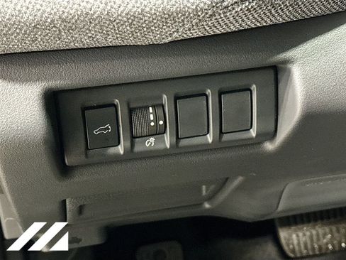 New 2026 Subaru Outback Limited AWD/4WD image 9