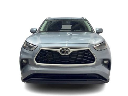 Used 2023 Toyota Highlander XLE image 6