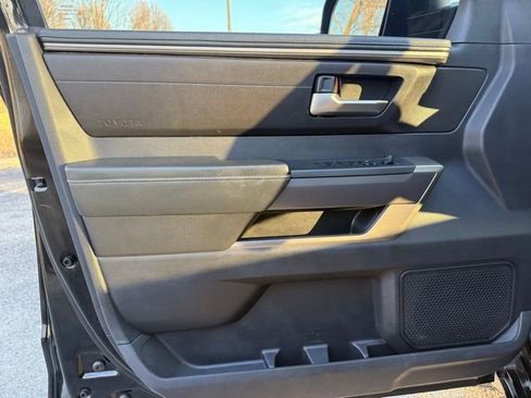 Used 2022 Toyota Tundra SR5 w/ SR5 Premium Package image 10