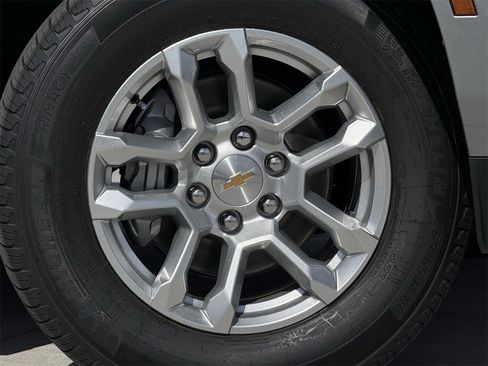 New 2026 Chevrolet Tahoe LT image 9