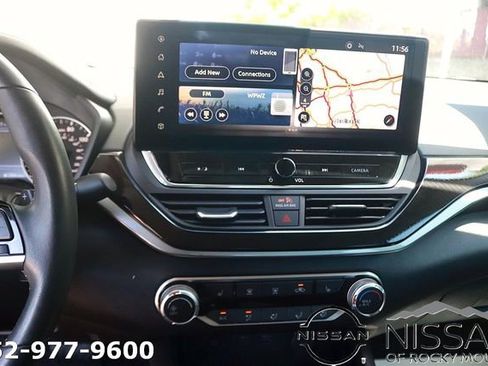Certified 2024 Nissan Altima 2.5 SR w/ SR Premium Package FWD image 18