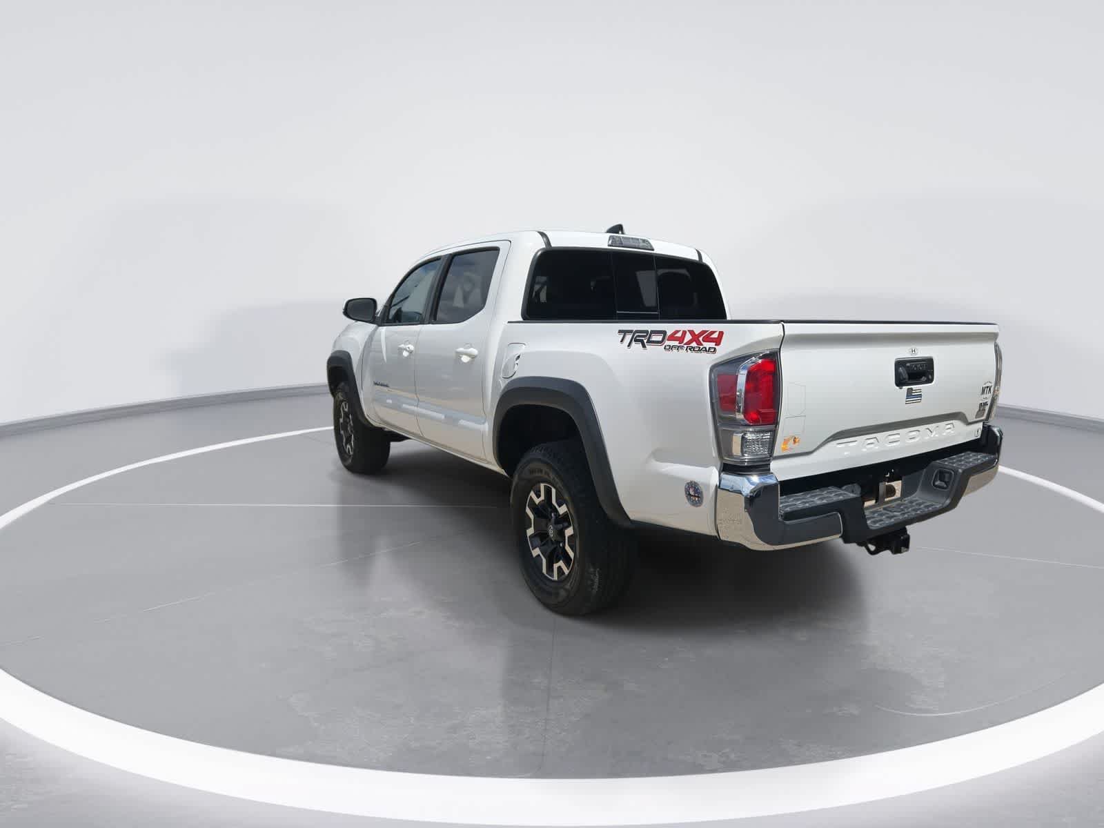 Used 2020 Toyota Tacoma TRD Off-Road AWD/4WD image 6