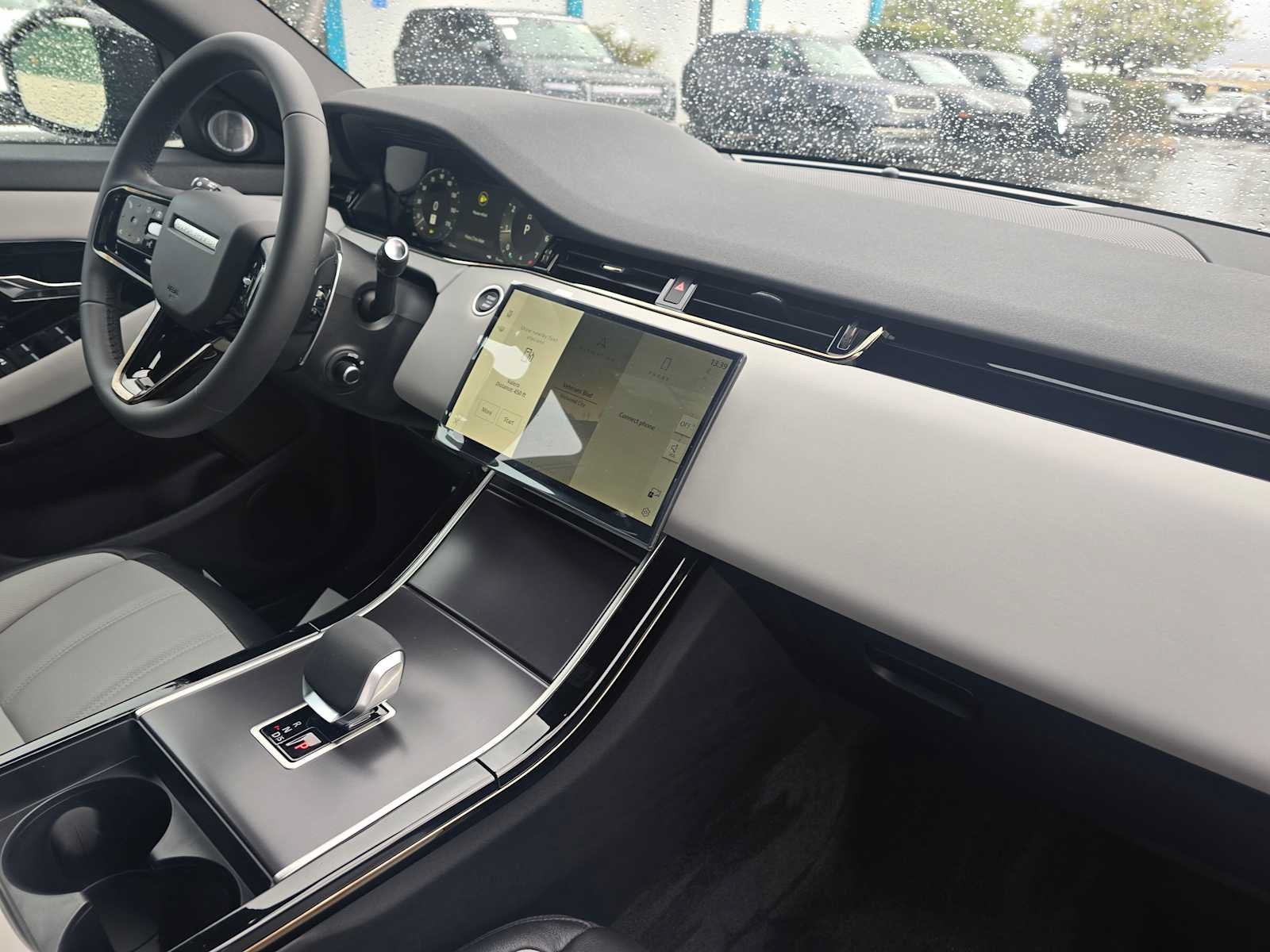 New 2026 Land Rover Range Rover Evoque Dynamic SE AWD/4WD image 12