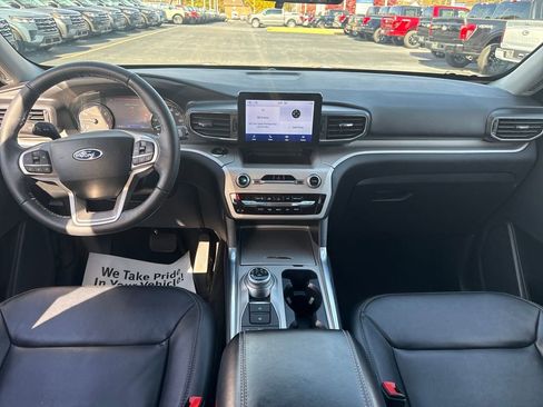 Used 2023 Ford Explorer XLT w/ Equipment Group 202A image 21