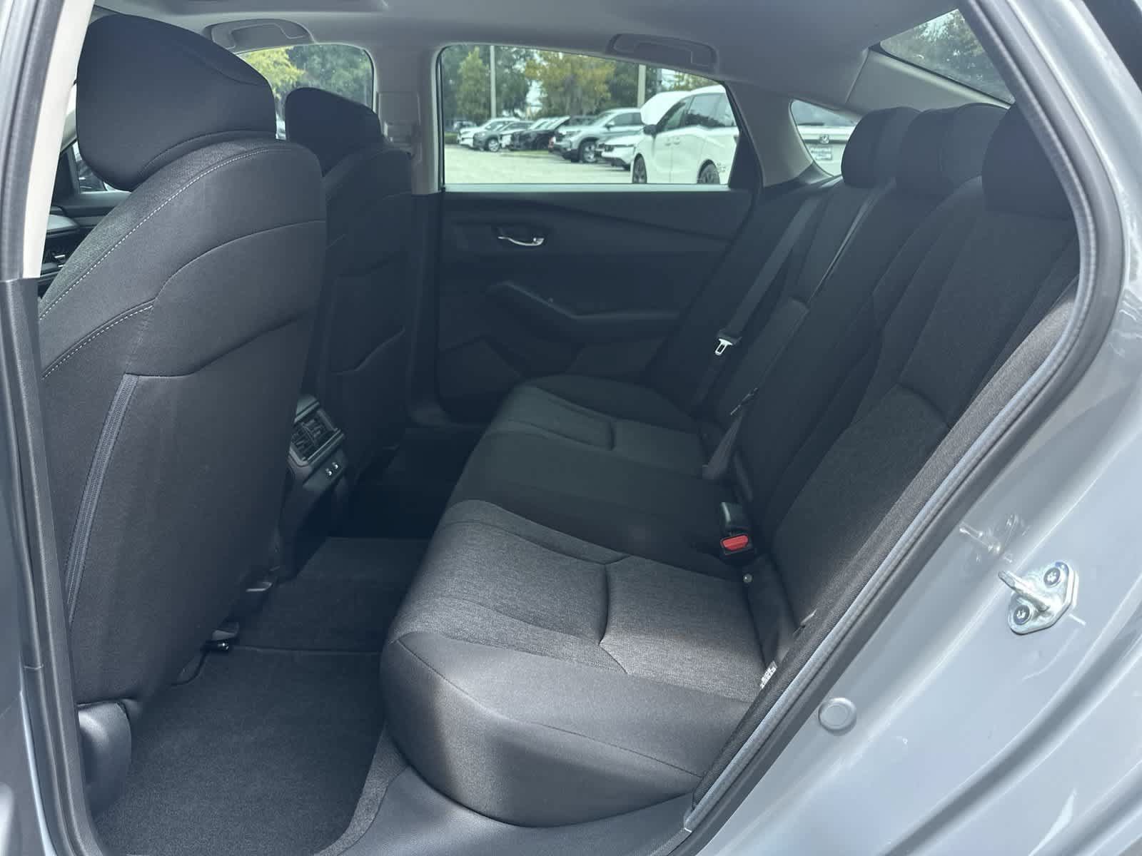 Used 2025 Honda Accord SE image 15