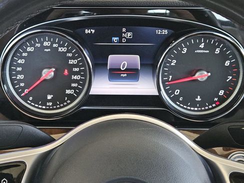 Used 2019 Mercedes-Benz E 300 4MATIC image 22