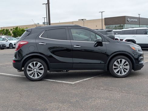 Used 2020 Buick Encore Preferred FWD image 6
