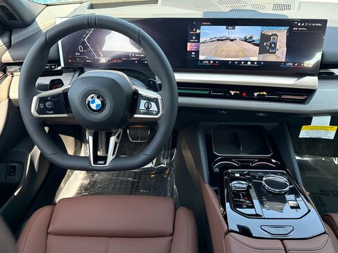 New 2026 BMW 530i xDrive w/ Executive Package AWD/4WD image 20