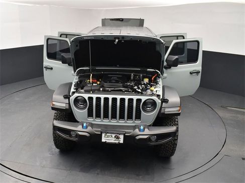 Used 2023 Jeep Wrangler Unlimited Rubicon 4xe image 26