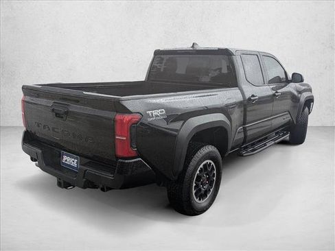 Used 2025 Toyota Tacoma TRD Off-Road AWD/4WD image 5