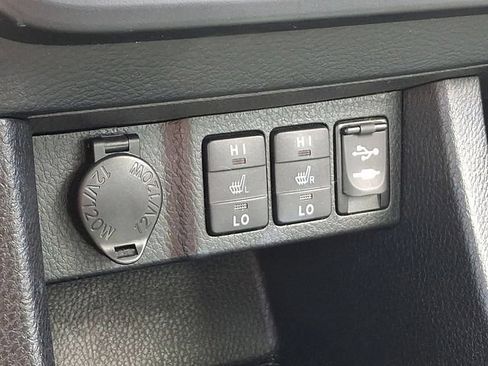Used 2014 Toyota Corolla LE Premium w/ Driver Convenience Package FWD image 14
