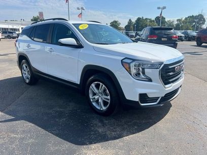 Used 2022 GMC Terrain SLE w/ Driver Convenience Package