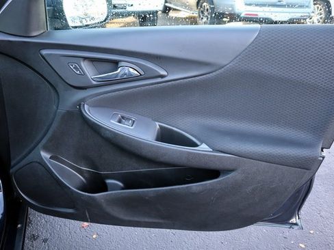 Used 2023 Chevrolet Malibu LT image 18