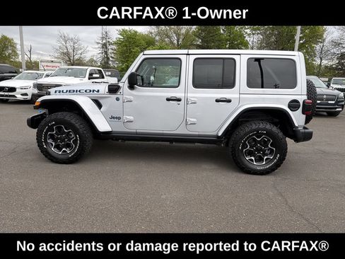Used 2023 Jeep Wrangler Unlimited Rubicon 4xe w/ Cold Weather Group AWD/4WD image 2