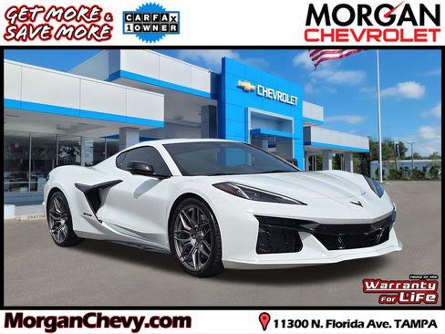 Used 2025 Chevrolet Corvette Z06 image 1