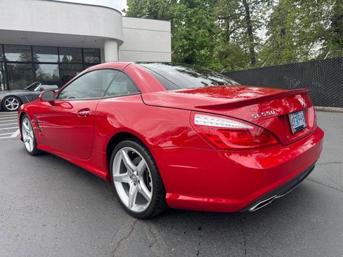 Used 2013 Mercedes-Benz SL 550 image 6