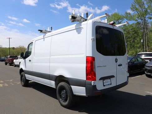 Used 2022 Mercedes-Benz Sprinter 2500 image 3