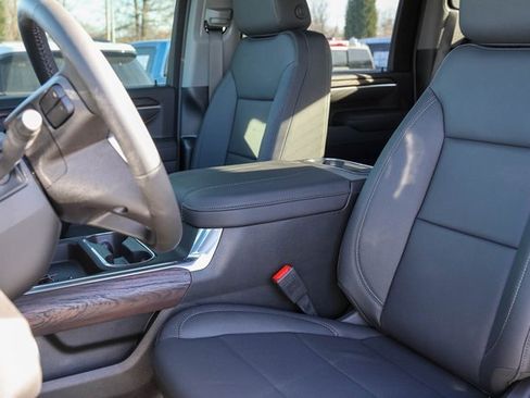 New 2026 GMC Sierra 3500 SLT image 12