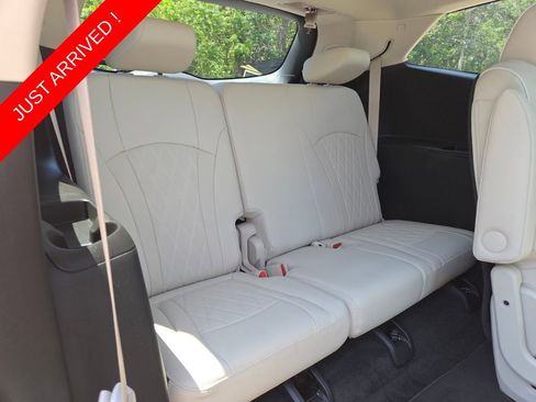 Used 2023 Buick Enclave Avenir w/ Avenir Technology Package FWD image 19