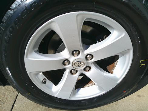 Used 2017 Toyota Sienna LE image 16