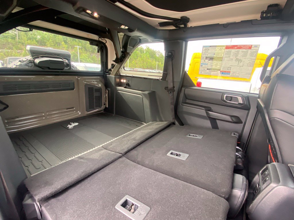 New 2026 Ford Bronco Raptor w/ Interior Carbon Fiber Pack AWD/4WD image 25