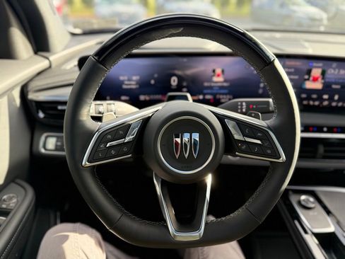 Used 2025 Buick Enclave Sport Touring w/ Super Cruise Package image 14