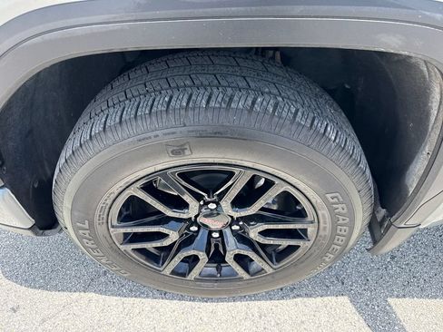 Used 2025 GMC Sierra 1500 Pro w/ Graphite Edition AWD/4WD image 11