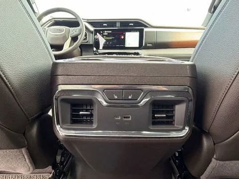 New 2025 GMC Sierra 1500 Denali w/ Denali Reserve Package AWD/4WD image 38
