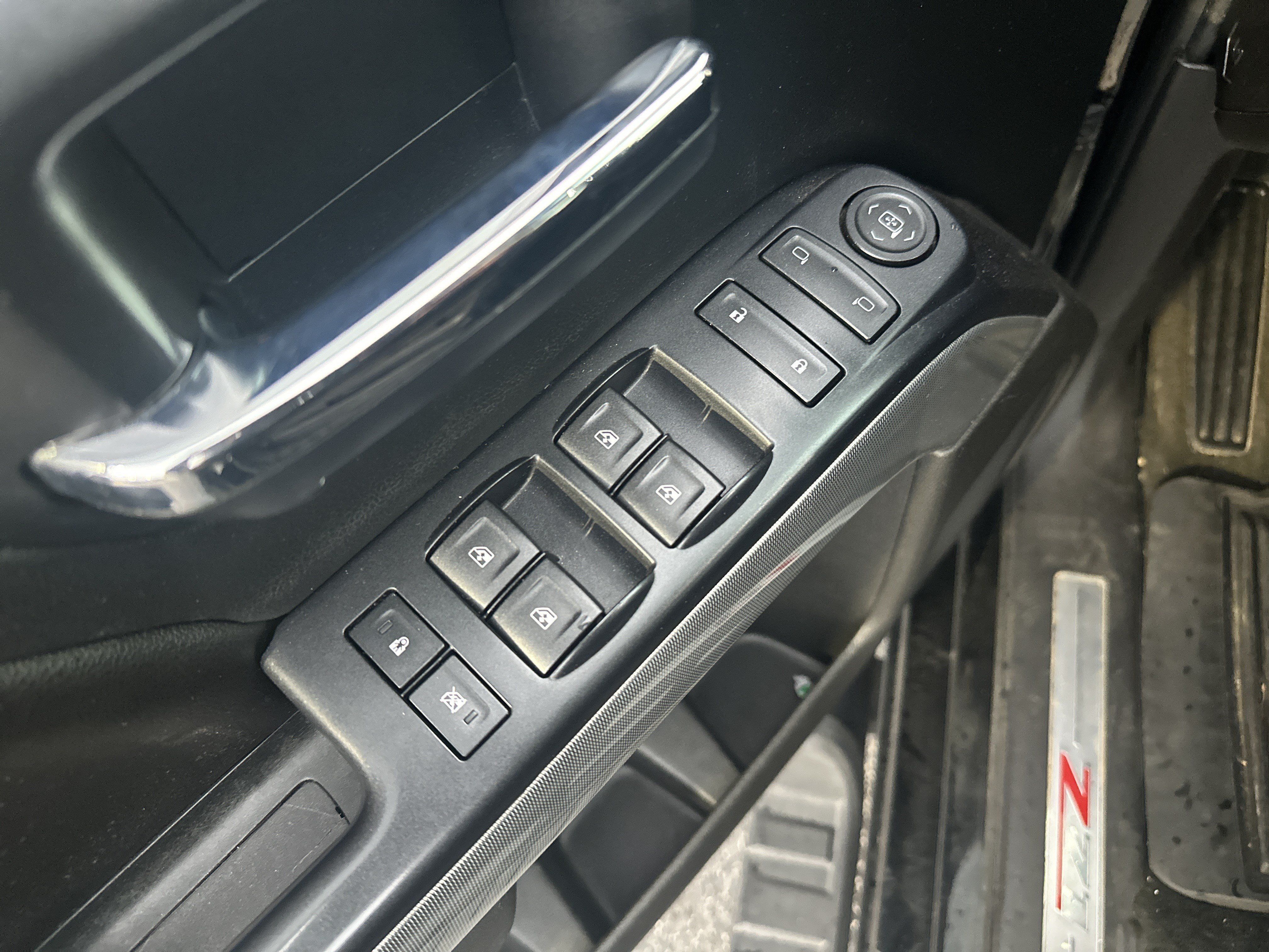 Used 2016 Chevrolet Silverado 1500 LT w/ All Star Edition AWD/4WD image 14