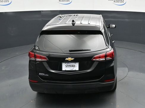 Used 2023 Chevrolet Equinox LS FWD image 23
