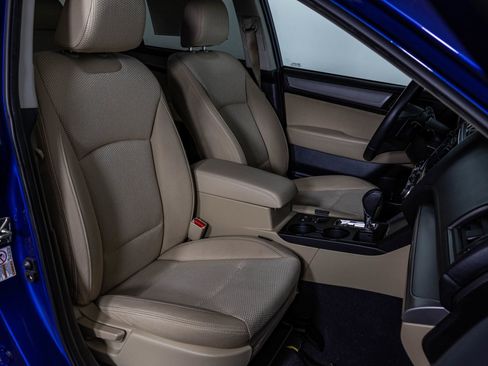 Used 2017 Subaru Outback 2.5i Premium image 47