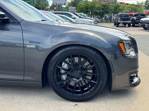 Used 2019 Chrysler 300 S RWD image 4