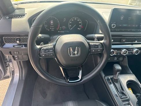 Used 2023 Honda Civic Sport image 14