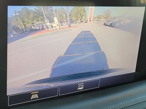 Used 2021 Chevrolet Tahoe LT image 18