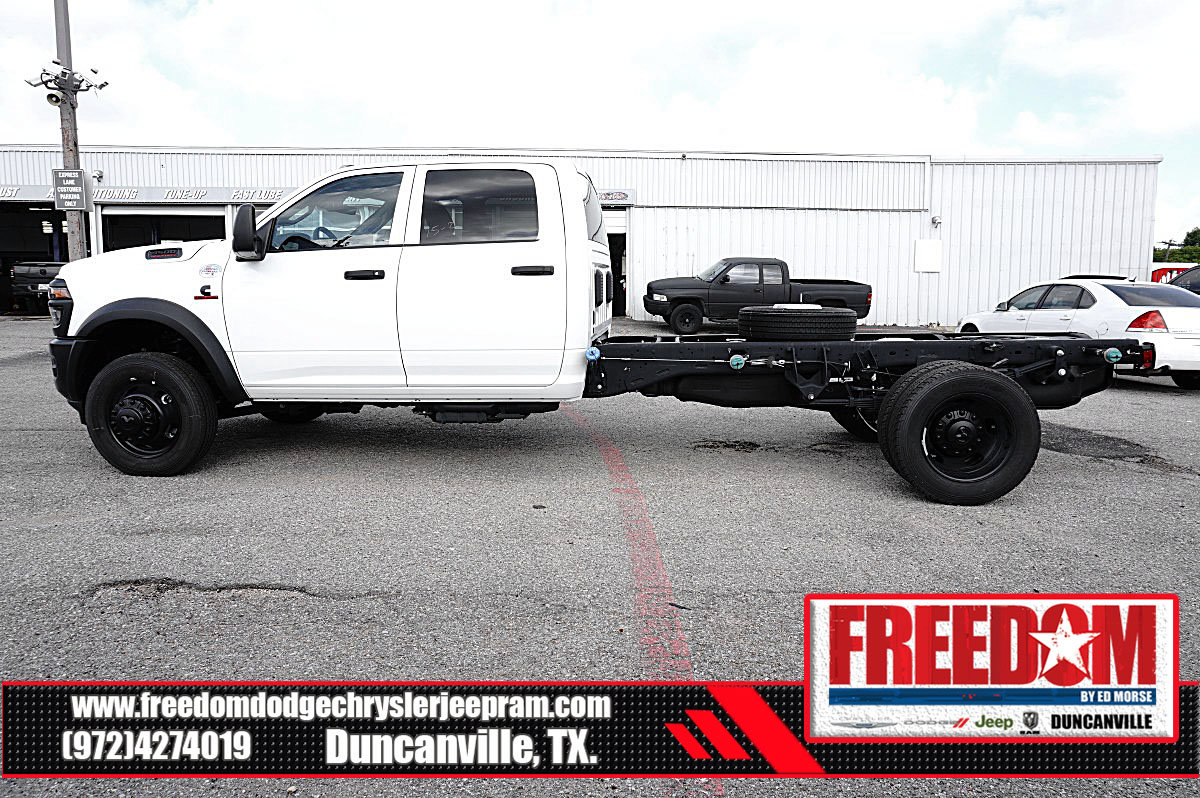 New 2026 RAM 4500 Tradesman w/ Cold Weather Group AWD/4WD image 2