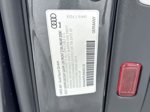 Used 2021 Audi RS 5 Sportback w/ Black Optic Carbon Package image 28